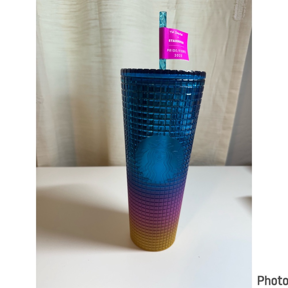 🌈Starbucks x Tim Singleton 2023 Pride Ombré Grid Tumbler🌈